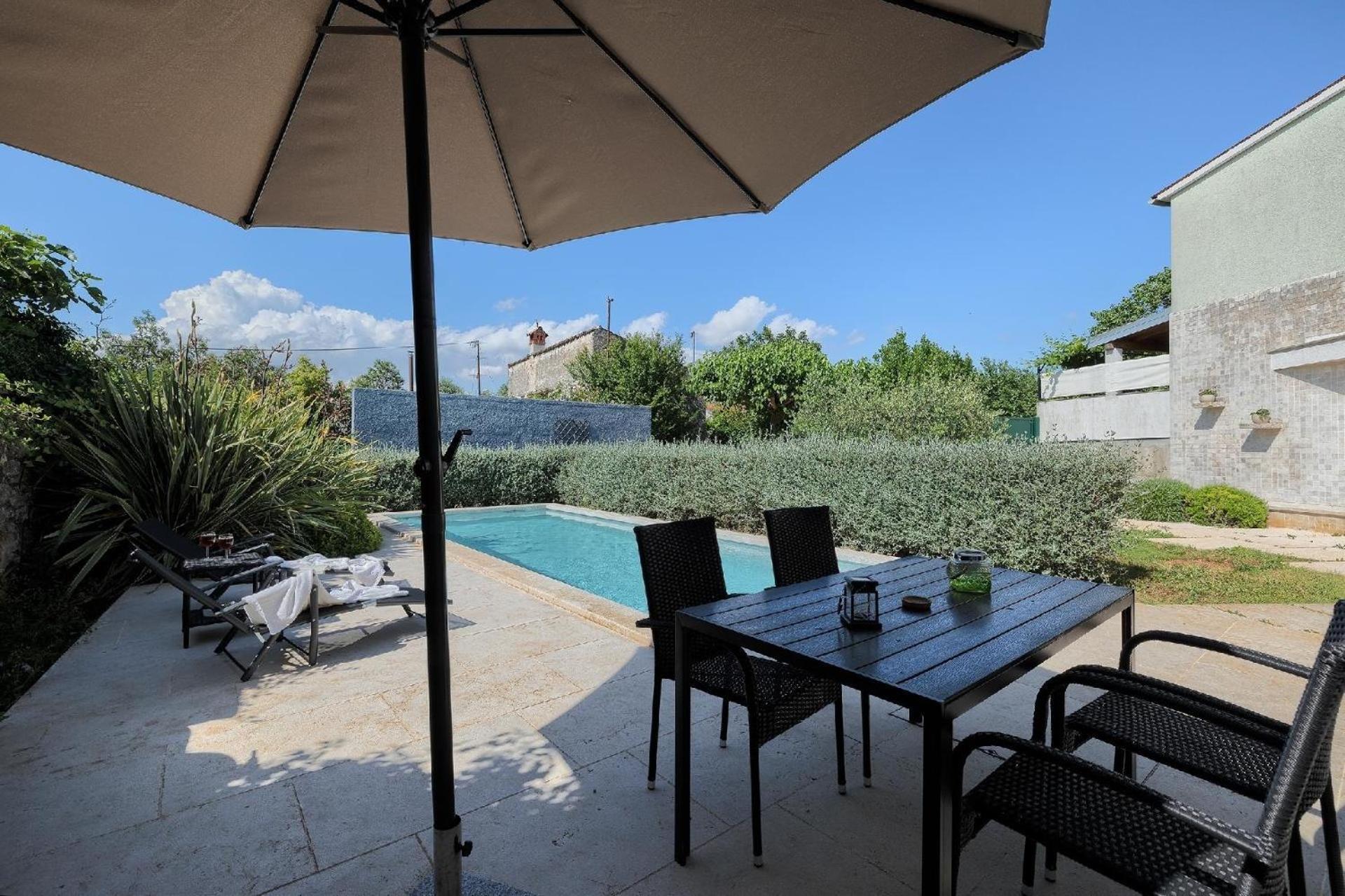Počitniška hiša Mit Privatpool Fuer 6 Personen Ca 300 Qm In Pula, Istrien Istrische Riviera